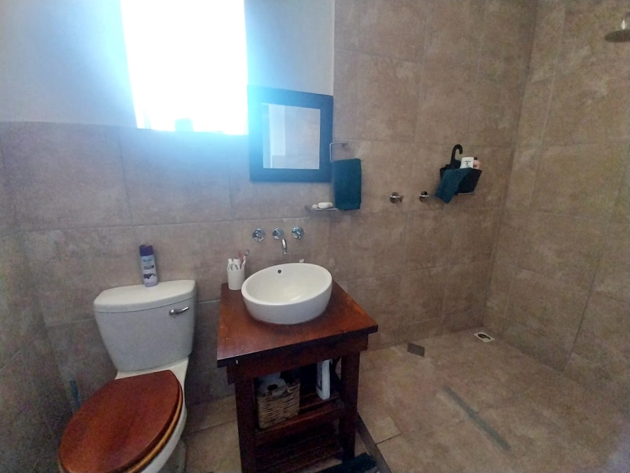 4 Bedroom Property for Sale in Rouxpark Western Cape